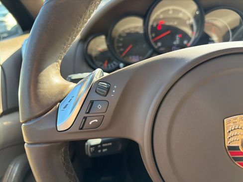 Used 2014 Porsche Cayenne Turbo S image 15