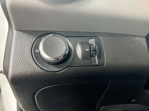 Used 2017 Chevrolet Sonic LT image 17