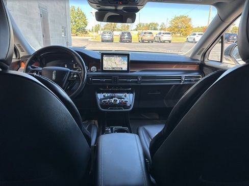 Used 2022 Lincoln Corsair Reserve w/ Equipment Group 201A image 23