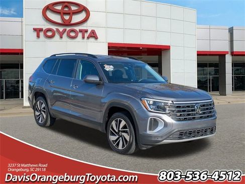 Used 2024 Volkswagen Atlas SE image 1