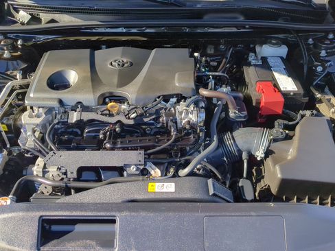 Used 2023 Toyota Camry XSE image 32