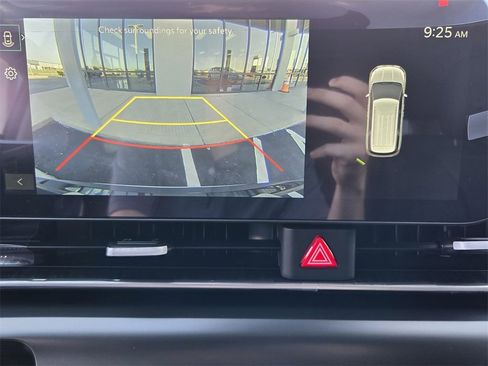 New 2026 Kia Carnival image 12