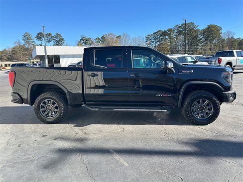 Used 2025 GMC Sierra 1500 AT4X image 5