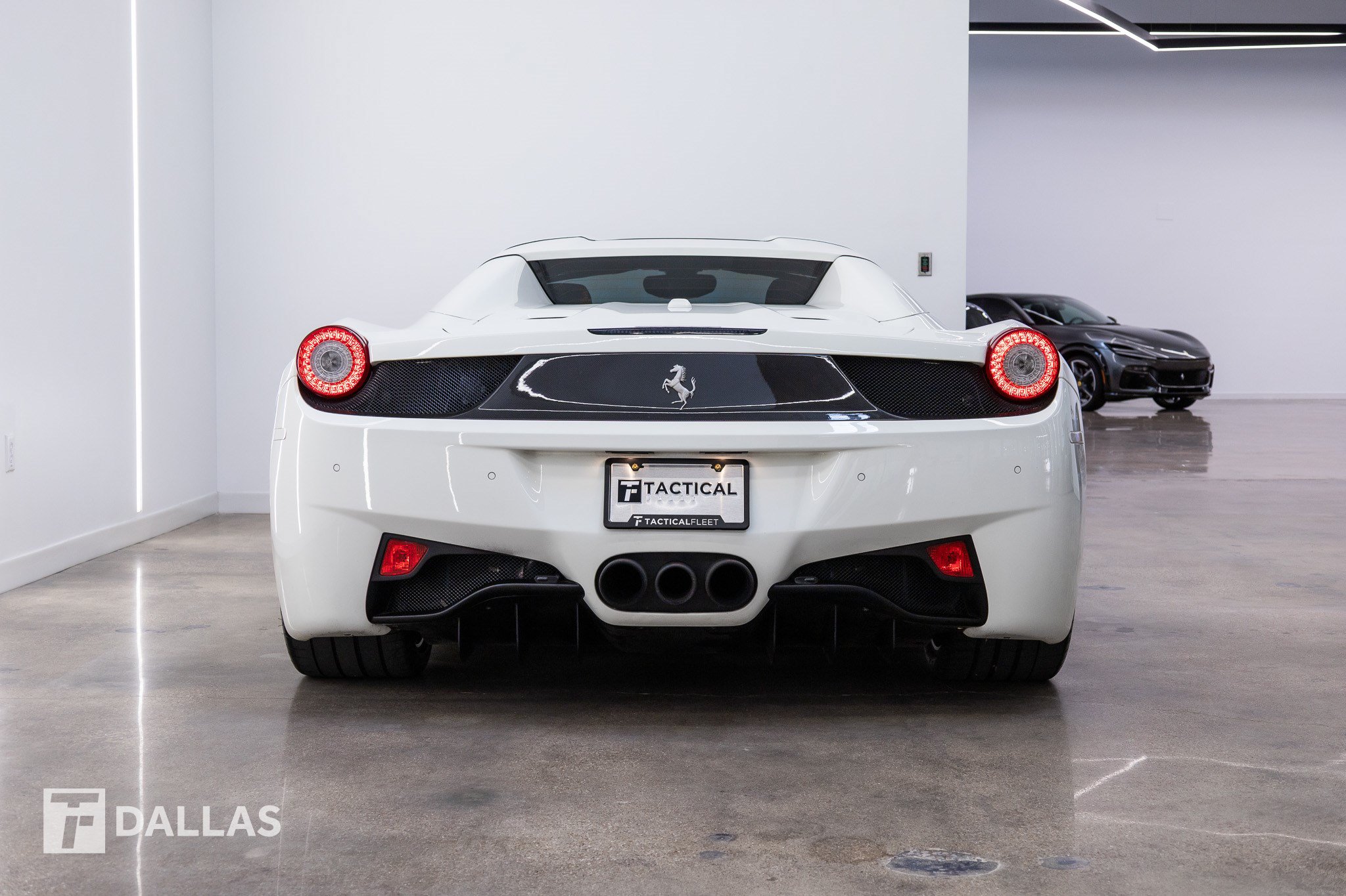 Used 2013 Ferrari 458 Spider RWD image 15
