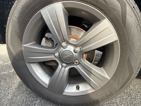 Used 2017 Jeep Patriot Sport w/ Power Value Group FWD image 8