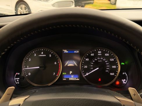 Used 2018 Lexus IS 300 w/ Comfort Package RWD image 37
