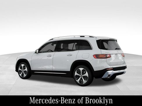 Certified 2026 Mercedes-Benz GLB 250 4MATIC image 33