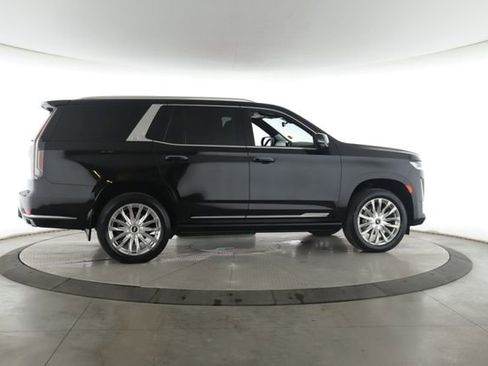 Used 2021 Cadillac Escalade Premium Luxury w/ Driver Assist Tech Package AWD/4WD image 6