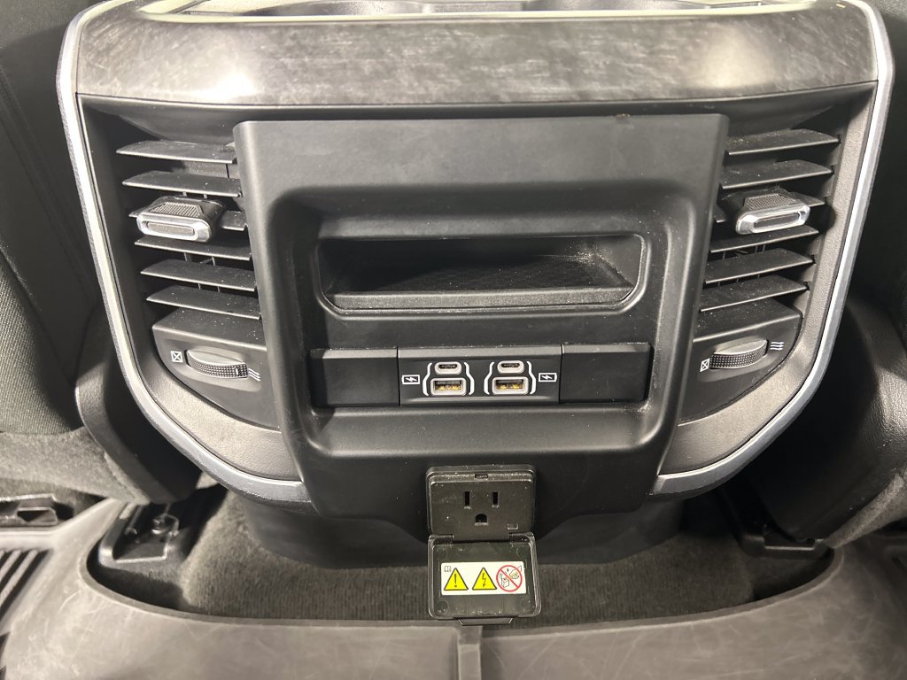 Used 2022 RAM 1500 Big Horn AWD/4WD image 19