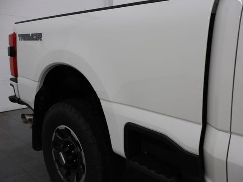 Used 2024 Ford F350 Lariat w/ Lariat Ultimate Package AWD/4WD image 30
