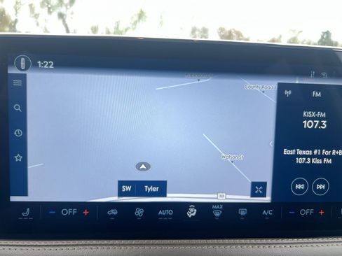 Certified 2023 Lincoln Corsair Reserve image 15