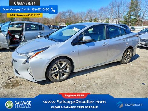 Used 2017 Toyota Prius Three Touring image 1