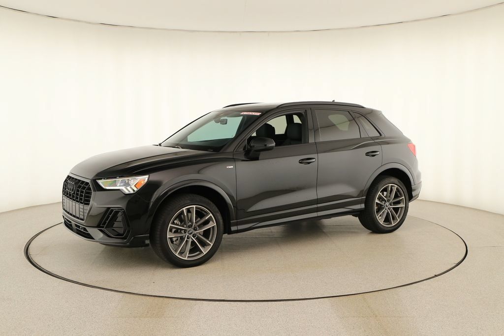 Used 2024 Audi Q3 2.0T Premium w/ Convenience Package AWD/4WD image 13