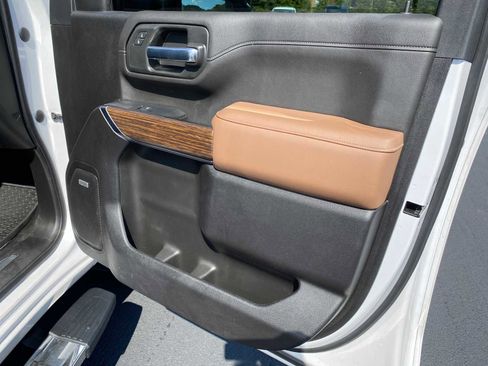 Used 2022 Chevrolet Silverado 3500 High Country image 47