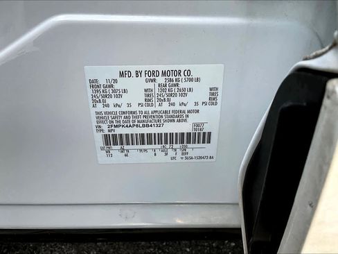 Used 2020 Ford Edge ST image 34