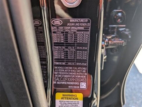 Used 2024 Land Rover Discovery Sport S image 13