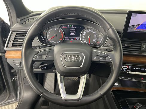 Used 2022 Audi Q5 2.0T Premium w/ Convenience Package image 27