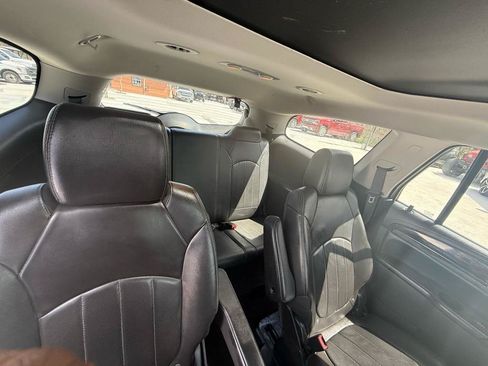 Used 2016 Buick Enclave Leather w/ Trailering Package FWD image 16