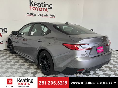 New 2026 Toyota Camry SE image 10