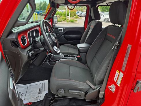 Used 2019 Jeep Wrangler Unlimited Rubicon AWD/4WD image 13