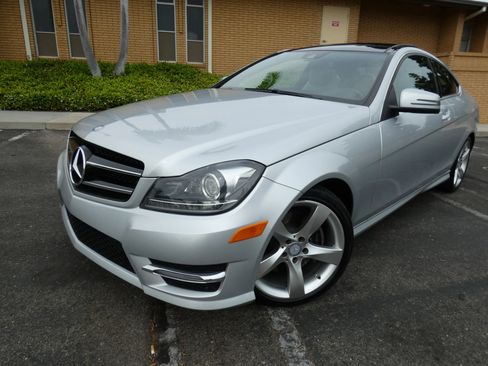 Used 2015 Mercedes-Benz C 350 Coupe image 16
