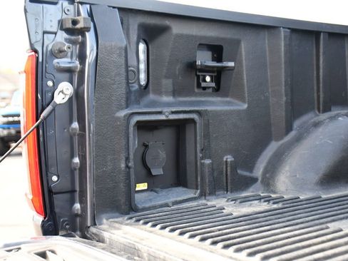 Used 2022 Ford F150 Lariat w/ Equipment Group 502A High AWD/4WD image 21