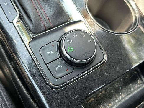 Used 2024 Chevrolet Blazer RS AWD/4WD image 31