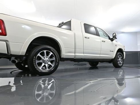 Used 2024 RAM 3500 Limited w/ Towing Technology Group image 59