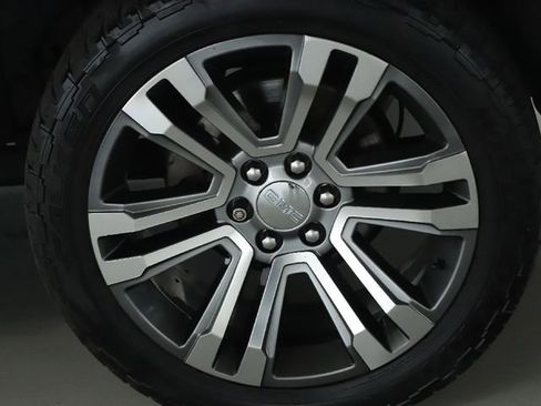 Used 2017 GMC Yukon Denali w/ Open Road Package image 46