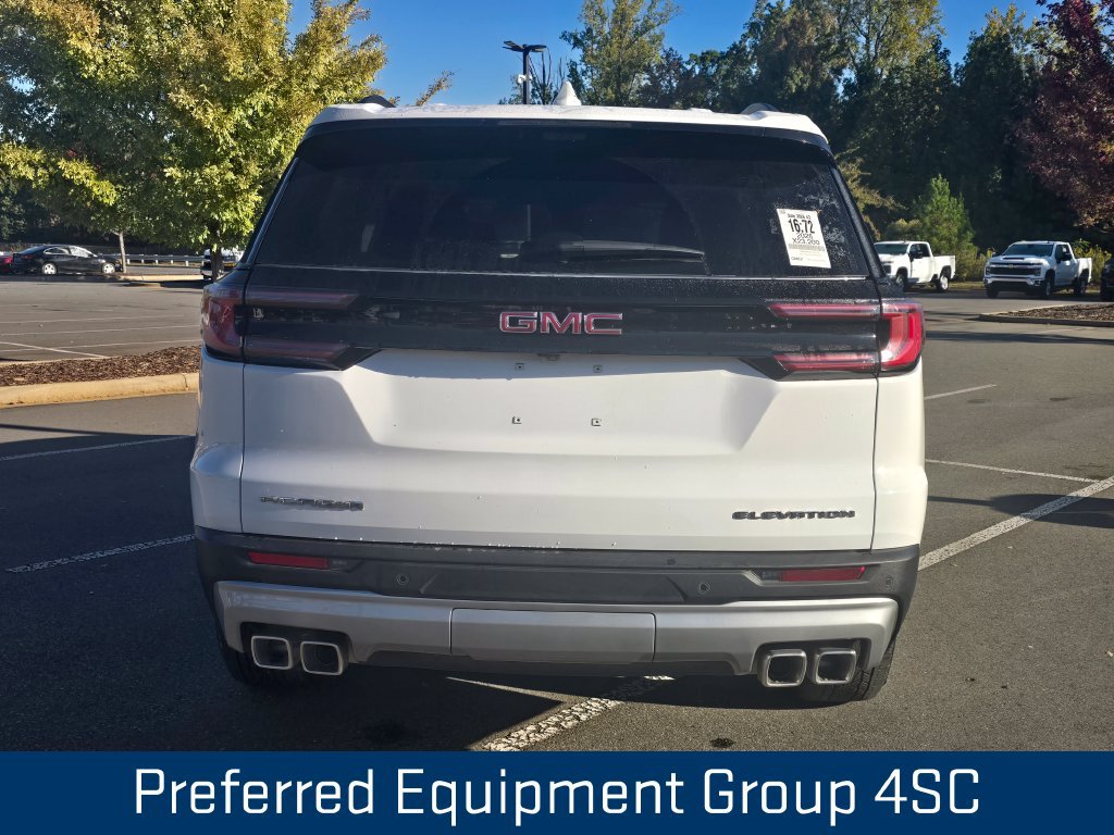 Certified 2026 GMC Acadia Elevation w/ Elevation Premium Package FWD image 3