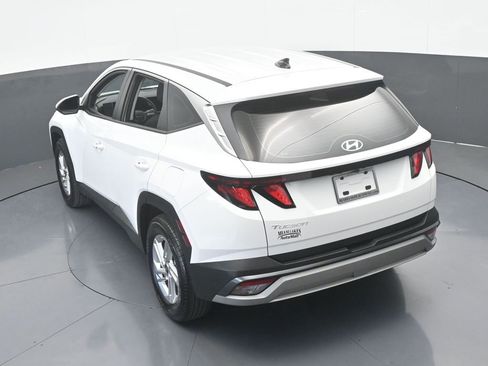 Used 2025 Hyundai Tucson SE image 49