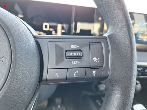 Used 2026 Nissan Kicks SV image 17