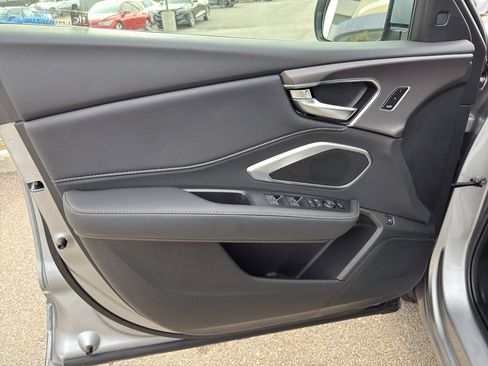 Certified 2025 Acura RDX SH-AWD image 10