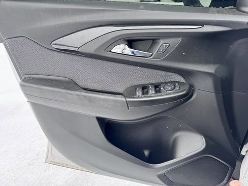 Used 2021 Chevrolet TrailBlazer LT w/ Convenience Package image 16