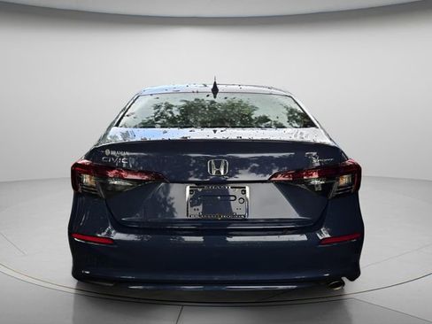 Used 2025 Honda Civic Sport image 5