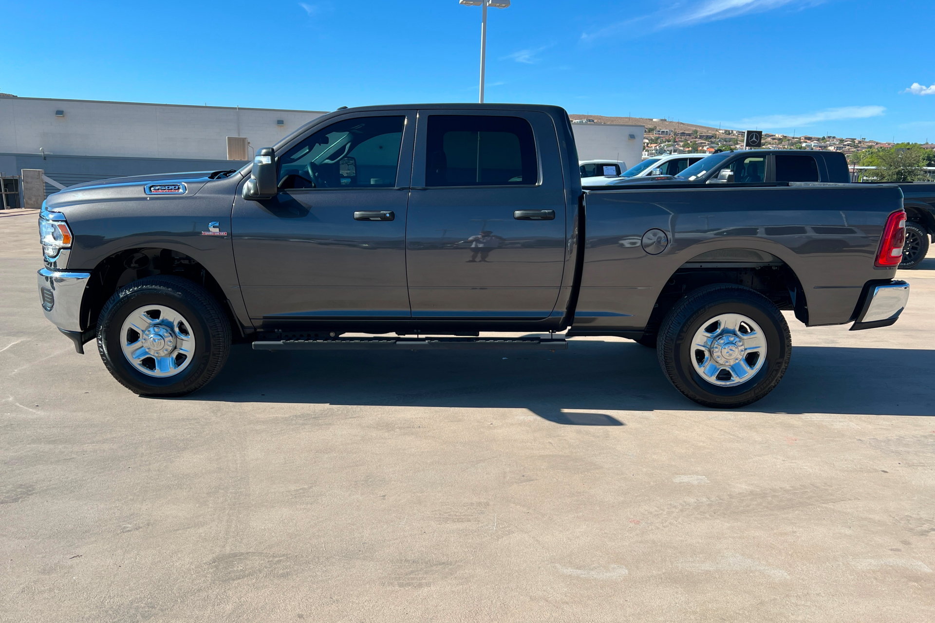 Used 2024 RAM 3500 Tradesman w/ Chrome Appearance Group AWD/4WD image 2