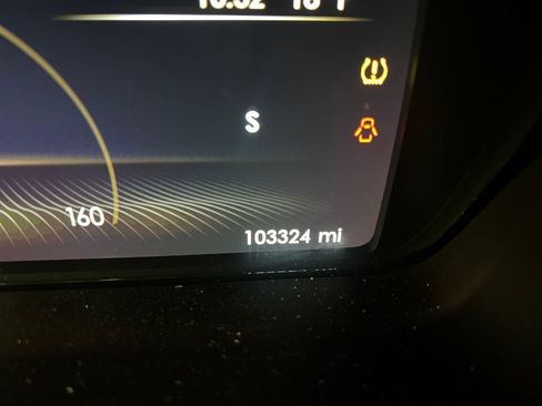 Used 2019 Lincoln Continental Select w/ Continental Climate Package image 16