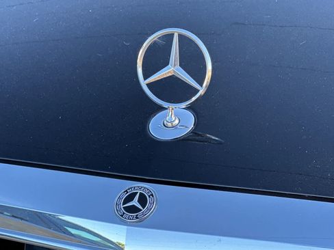 Used 2019 Mercedes-Benz S 560 Sedan image 10