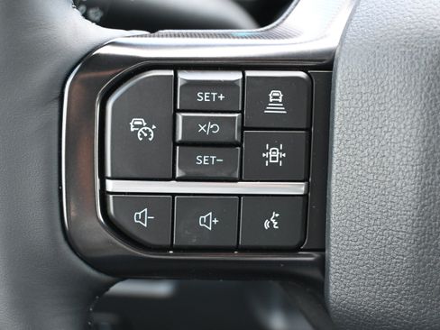 New 2026 Ford F250 Platinum AWD/4WD image 18