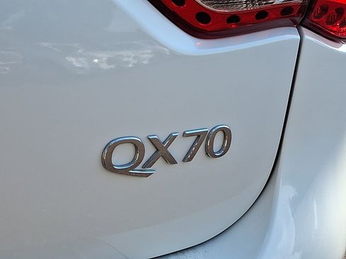 Used 2014 INFINITI QX70 AWD w/ Premium Package image 31