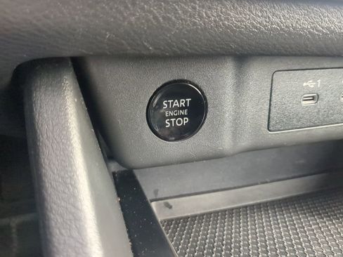 Used 2024 Nissan Rogue SV image 22