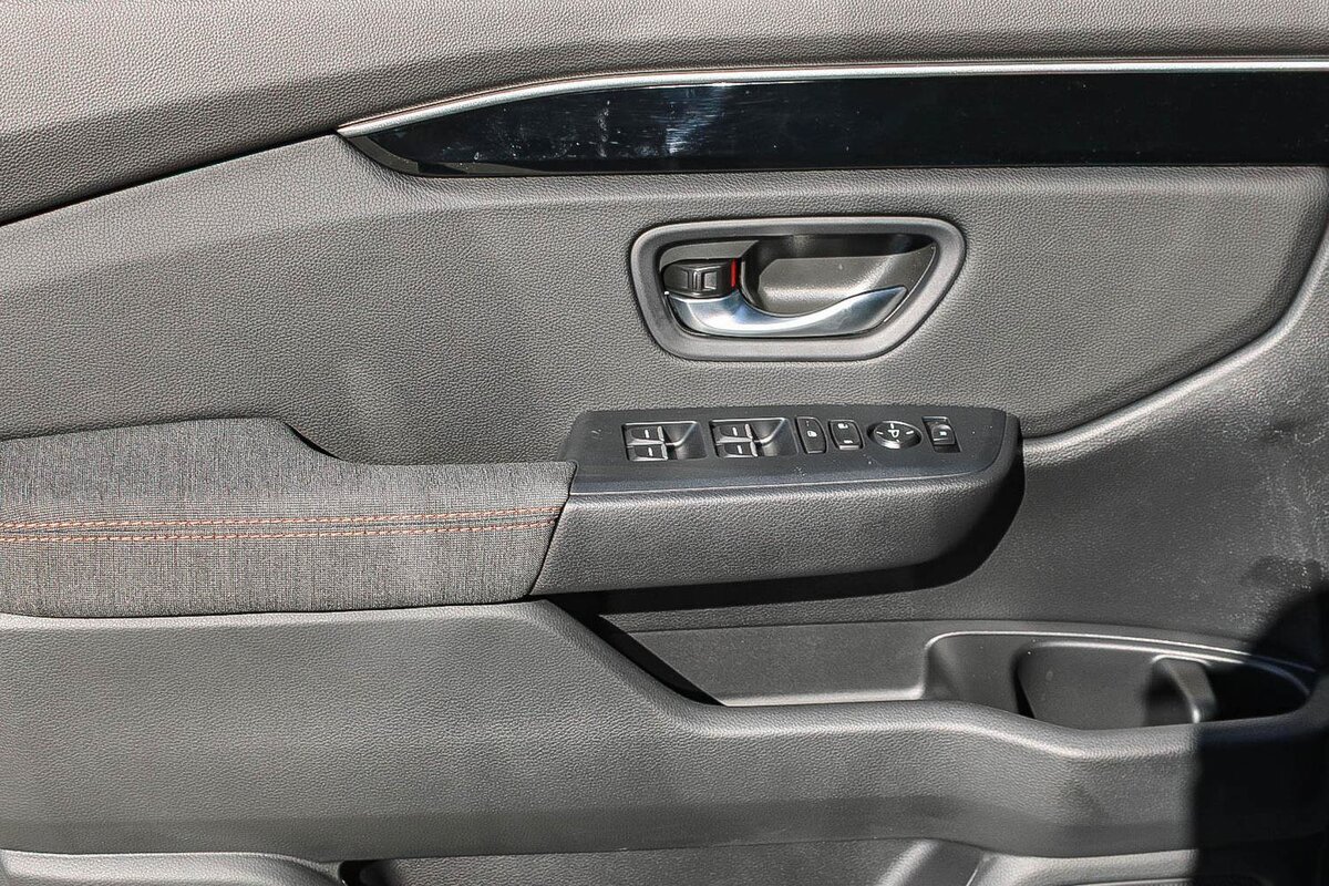 New 2026 Honda Pilot Sport image 18