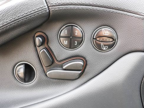 Used 2007 Mercedes-Benz SL 550 image 8