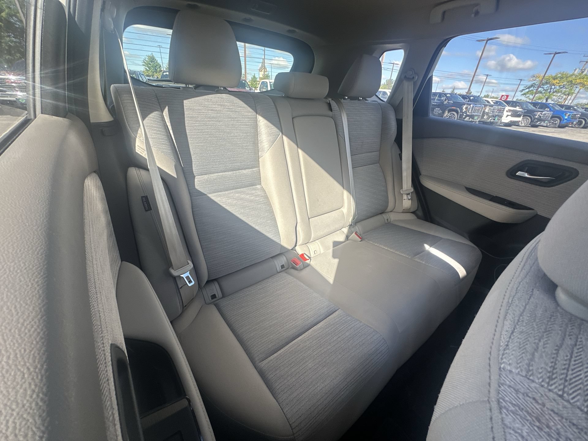 Used 2021 Nissan Rogue SV AWD/4WD image 27