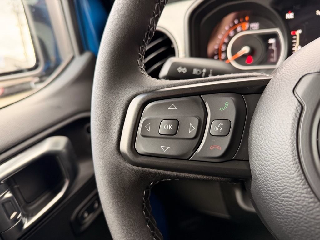 New 2026 Jeep Gladiator Sport AWD/4WD image 21