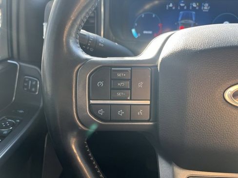 Used 2024 Ford F250 Lariat w/ Chrome Package image 17