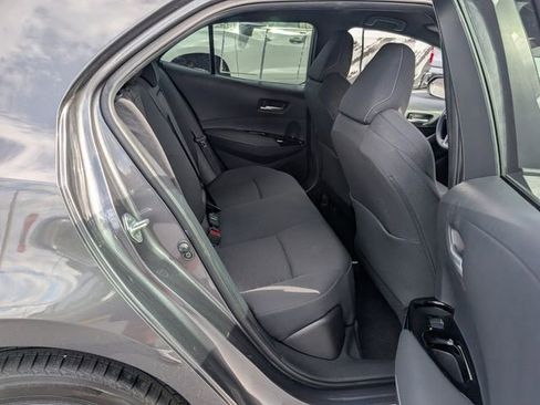 Used 2025 Toyota Corolla SE FWD image 18