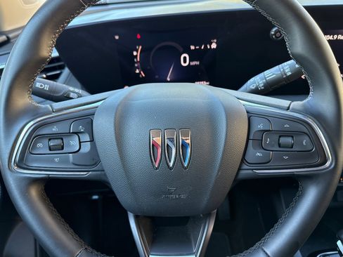 Used 2024 Buick Encore GX Sport Touring image 28