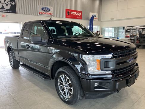 Used 2020 Ford F150 XLT w/ Equipment Group 302A Luxury image 3