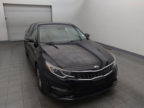 Used 2020 Kia Optima LX FWD image 14